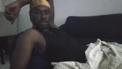 Snapshot of 242doggy242 chatting on 02.16.25 420 Bbc online show from 02.16.25