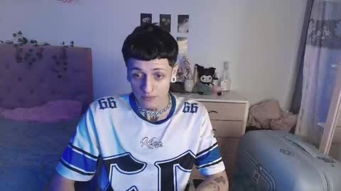 Snapshot of 2cb0y chatting on 09.15.25  BAD  online show from 09.15.25