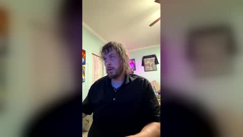 Snapshot of 2dirtyhillbillies chatting on 05.15.26 ThrillBilly online show from 05.15.26