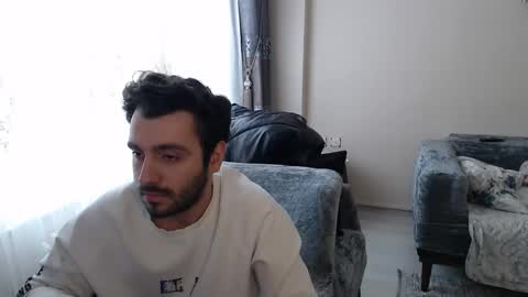 Snapshot of 2handsomeman chatting on 04.22.26 Berk online show from 04.22.26