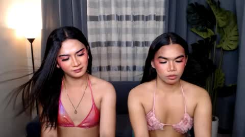 Snapshot of 2hotblowjob694uxxx chatting on 07.25.26 2hotblowjob694uxxx online show from 07.25.26