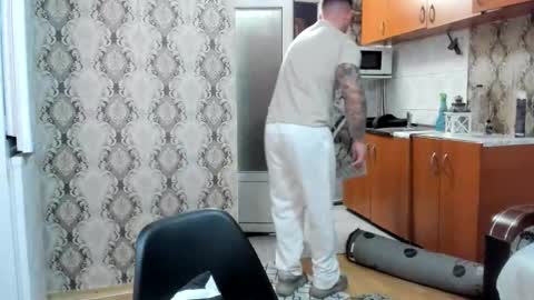 Snapshot of 2sexymuscles chatting on 11.03.25 2sexymuscles online show from 11.03.25