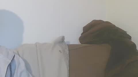 2small4you83 online show from 02.11.25