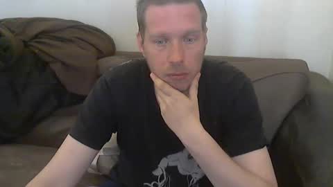Snapshot of 2small4you83 chatting on 06.06.26 2small4you83 online show from 06.06.26