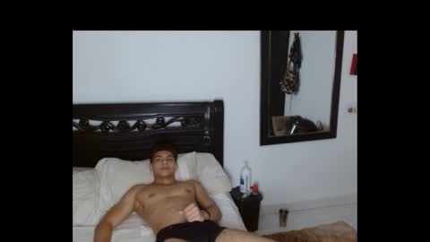 Snapshot of 333jose33324 chatting on 09.15.25 333jose33324 online show from 09.15.25