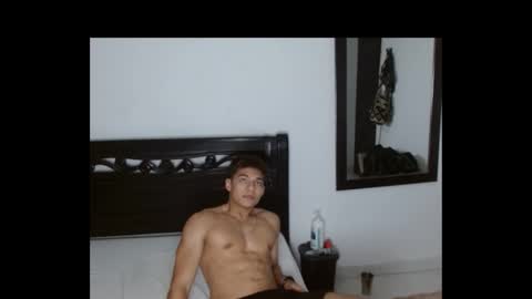 Snapshot of 333jose33324 chatting on 09.17.25 333jose33324 online show from 09.17.25