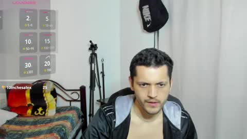 Alex THE BIG SNAKE DUDE online show from 06.06.26