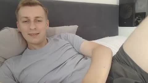 Snapshot of 3andy3 chatting on 07.06.26 Andy online show from 07.06.26