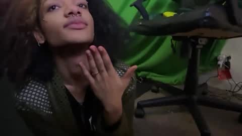 Nicky online show from 12.02.24