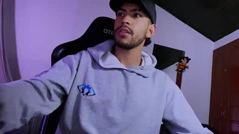 Snapshot of 3v1l_ chatting on 01.31.26 E V I L online show from 01.31.26