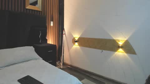 3X NAXAA online show from 11.11.25