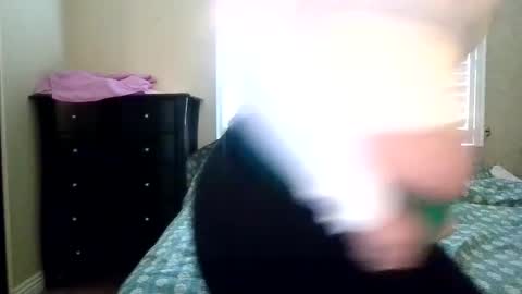 Snapshot of 420bb420bb chatting on 10.14.25 Ms. BB Fux   milf chubby natural feet bigboobs naughty hairy bbw smoke bush pawg online show from 10.14.25