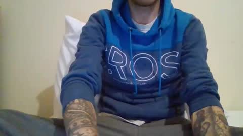 420feetloverr420 online show from 09.19.25