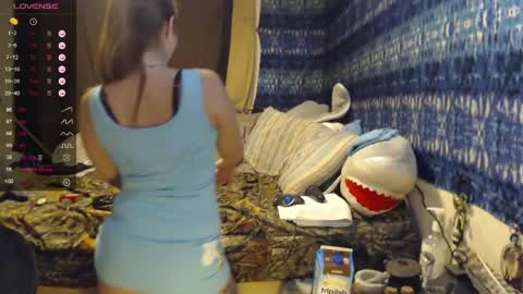 420stonerchick online show from 05.11.26