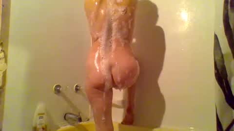 Snapshot of 4blonde2go chatting on 05.29.26 4blonde2go online show from 05.29.26