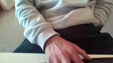 4glz online show from 10.19.25