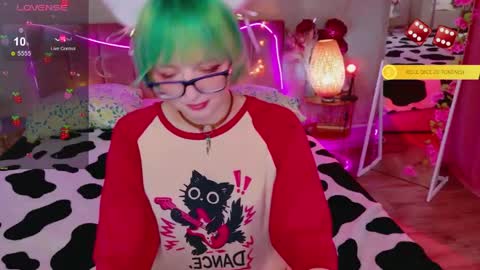 Snapshot of 666_marshmallow chatting on 05.01.26 Marsi online show from 05.01.26