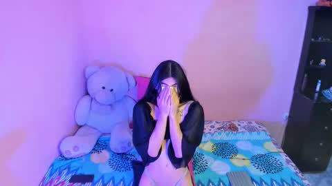 Snapshot of 69_ahmeto_lela_okya_69 chatting on 11.26.25 Lee lowell online show from 11.26.25