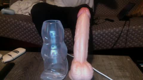 Snapshot of 69ass_tastic chatting on 02.09.25 Chris online show from 02.09.25