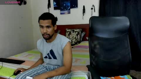 69blackwhite online show from 04.13.26