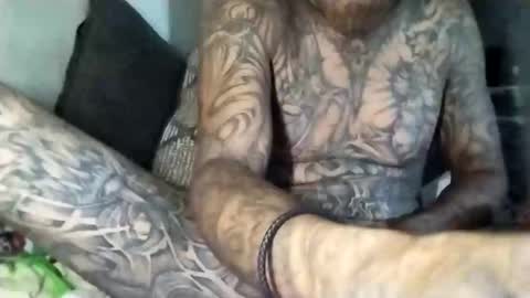 HUGH G RECTION online show from 12.31.24