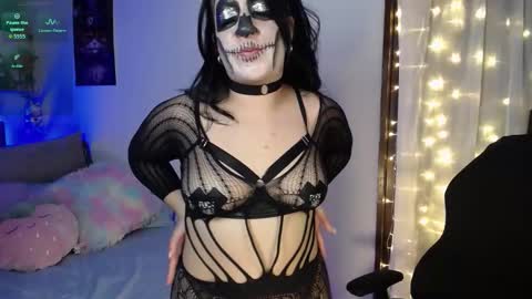 Scarlett online show from 10.18.25