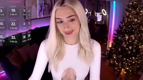 Loren Wood online show from 01.04.25