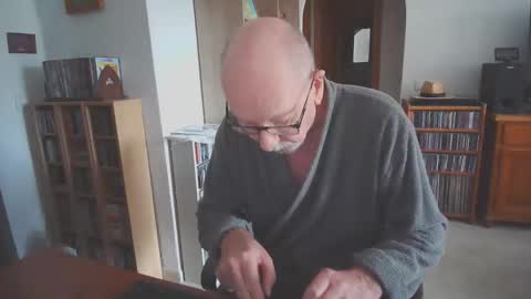  Papi  online show from 10.11.25