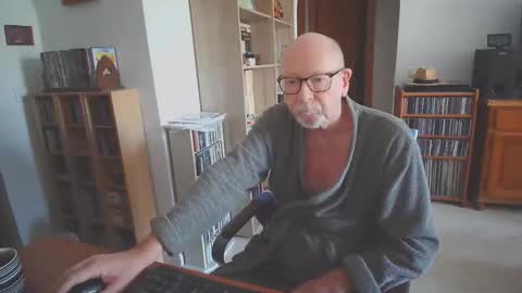  Papi  online show from 10.17.25