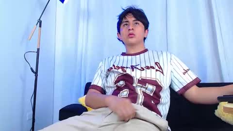 zyan online show from 12.13.25