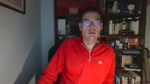 Snapshot of 8age chatting on 12.16.24 8age online show from 12.16.24