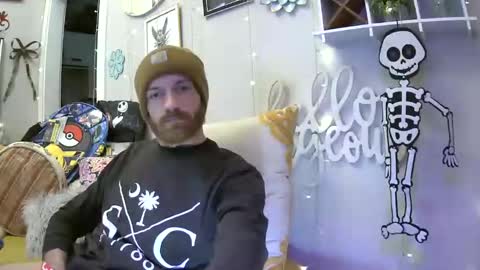 Snapshot of 90210screamer chatting on 11.01.25 90210screamer online show from 11.01.25