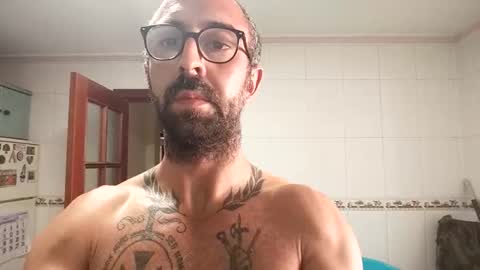 Snapshot of 90gonzalo chatting on 09.09.25 90gonzalo online show from 09.09.25