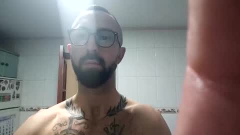 Snapshot of 90gonzalo chatting on 11.21.25 90gonzalo online show from 11.21.25