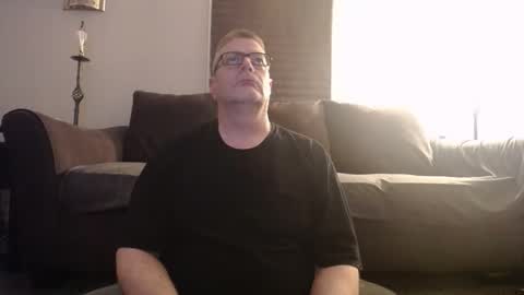 Snapshot of 989guy chatting on 03.22.26 989guy online show from 03.22.26