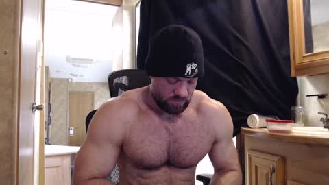 Snapshot of 9fat_inches chatting on 02.07.25 9 fat inches online show from 02.07.25