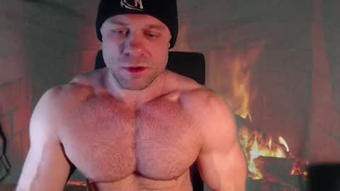 Snapshot of 9fat_inches chatting on 02.17.26 9 fat inches online show from 02.17.26