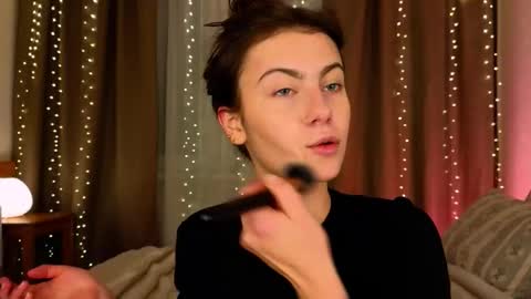 Willow online show from 01.08.26