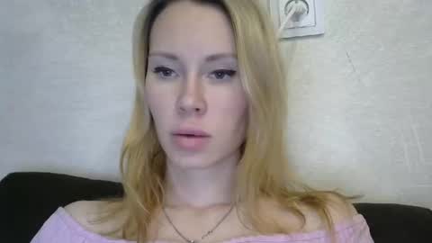 Snapshot of _alex1819 chatting on 02.04.26 _alex1819 online show from 02.04.26