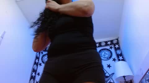 Alexandra online show from 12.21.25