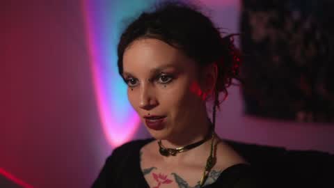 Snapshot of _alicemorrison_ chatting on 05.20.26 Alice Morrison Mistress Datura online show from 05.20.26