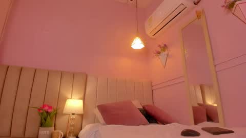 Hii I m Alison   online show from 11.25.25