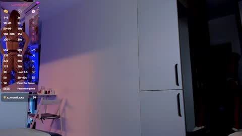 Snapshot of _alleyesonme chatting on 12.18.24 Mia online show from 12.18.24