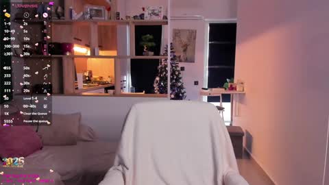 Snapshot of _alleyesonme chatting on 12.31.24 Mia online show from 12.31.24