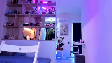 Snapshot of _alleyesonme chatting on 09.27.25 Mia online show from 09.27.25