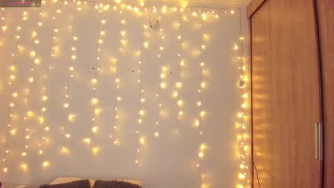 _allisongomez online show from 12.23.25