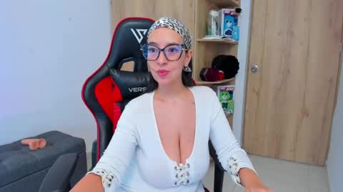 AMANDA online show from 09.23.25