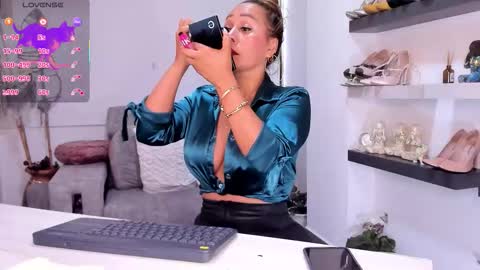 Ana Bolena online show from 11.21.25