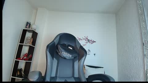 Anais online show from 07.04.26