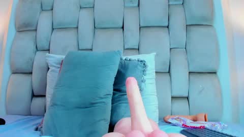 Angel Azul online show from 01.16.25